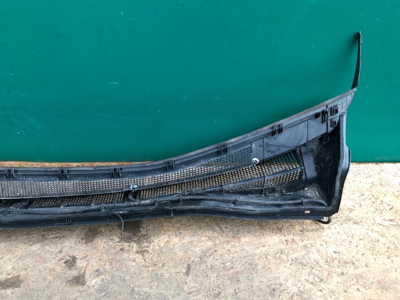 Пластик под лобовое стекло / Жабо SEDONA 14-18 16 YP 3.3 G6DM