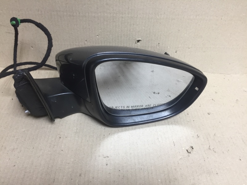 Зеркало правое PASSAT B7 11-15 2012 CBTA 2.5L