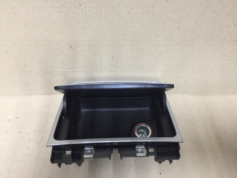 Пластик салона VOLKSWAGEN PASSAT B7 11-15 CBTA 2.5L