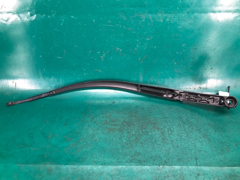 Поводок стеклоочистителя передний правый 6 GH 07-12 2009 3.7 CA