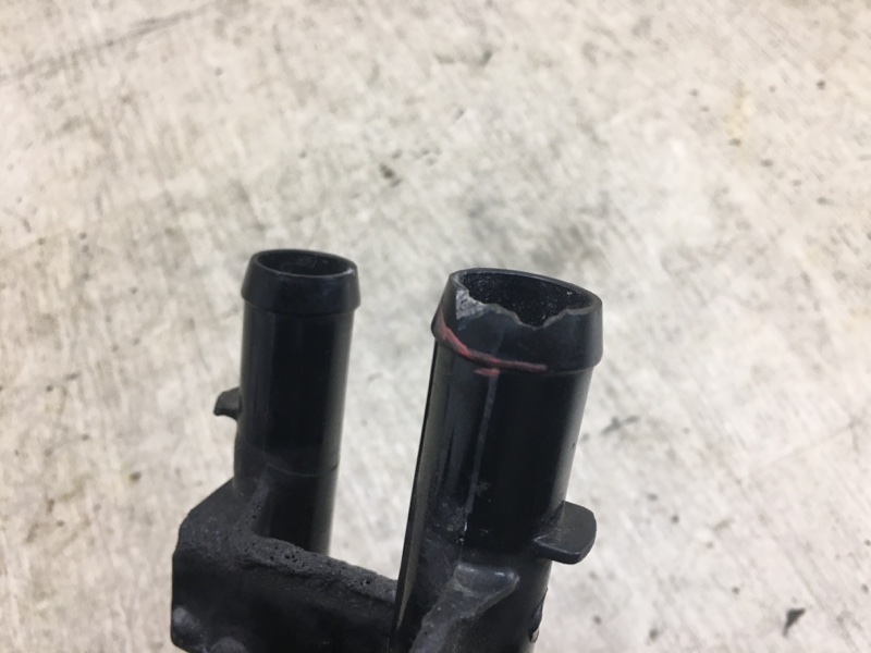 Корпус термостата SORENTO UM 14- Внедорожник 2.4