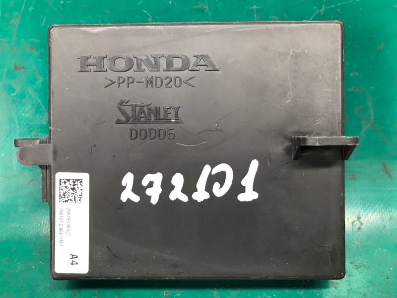 Запчасть блок электронный ACURA TLX 14-17 2016 2.4 K24W7 79610-TZ3-A41 Б/У Блок электронный ACURA TLX 14-17 2016 2.4 K24W7 79610-TZ3-A41 Б/У