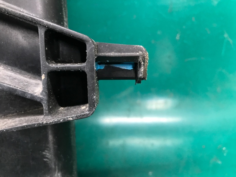 Диффузор вентилятора основного радиатора SONATA YF 10-14 2013 YF 2.4 G4KK