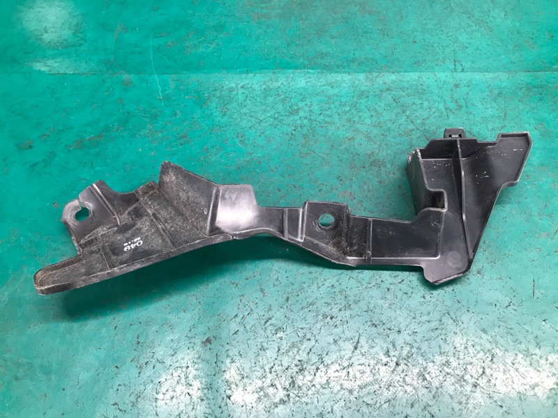 Дефлектор радиатора передний правый 6 GH 07-12 2009 3.7 CA Дефлектор радиатора передний правый 6 GH 07-12 2009 3.7 CA