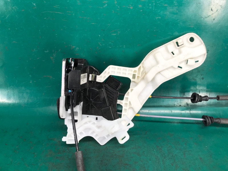 Замок двери задний левый HYUNDAI ELANTRA MD 10-15 MD 1.8 G4NB