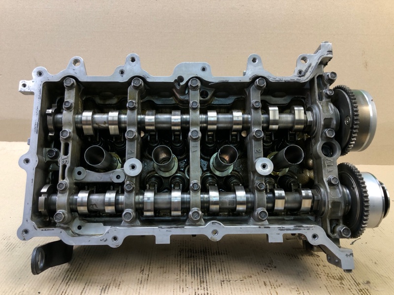Запчасть головка блока цилиндров HYUNDAI KONA OS 17-23 G4NH 71ZN5-2EX00 Б/У Головка блока цилиндров HYUNDAI KONA OS 17-23 G4NH 71ZN5-2EX00 Б/У