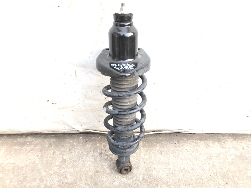 Амортизатор задний правый ACURA MDX (YD3) 13-21 2014 YD3 3.5 J35Y4 52611-TZ5-A12 Б/У