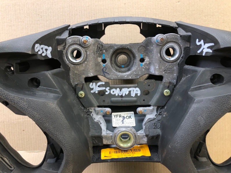 Руль HYUNDAI SONATA YF 10-14 YF 2.4 G4KJ
