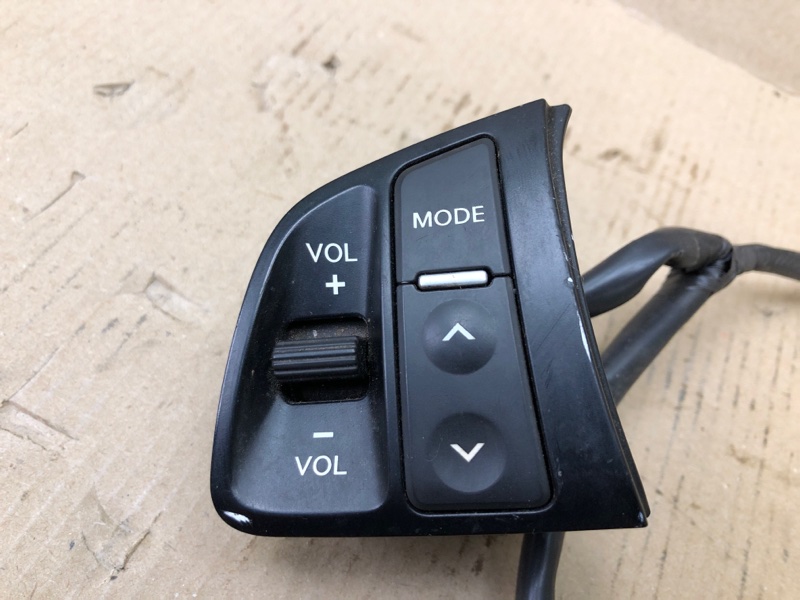 Кнопки на руль KIA OPTIMA TF 11-16 TF 2.4 G4KJ Кнопки на руль KIA OPTIMA TF 11-16 TF 2.4 G4KJ