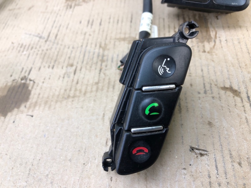 Кнопки на руль OPTIMA TF 11-16 2013 TF 2.4 G4KJ Кнопки на руль OPTIMA TF 11-16 2013 TF 2.4 G4KJ
