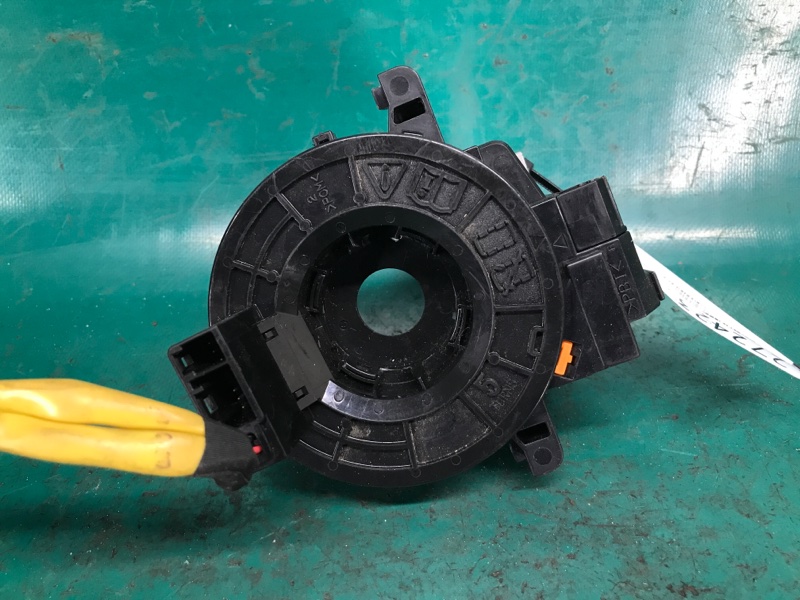 Запчасть шлейф airbag LEXUS IS250/350 05-13 84306-42030 Б/У Шлейф Airbag LEXUS IS250/350 05-13 84306-42030 Б/У