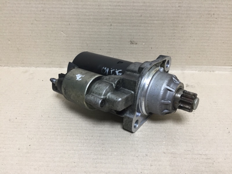 Стартер PASSAT B7 11-15 2012 CBTA 2.5L