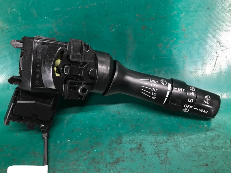 Подрулевой переключатель правый TOYOTA PRIUS - 20 03-11 84652-48060 Б/У