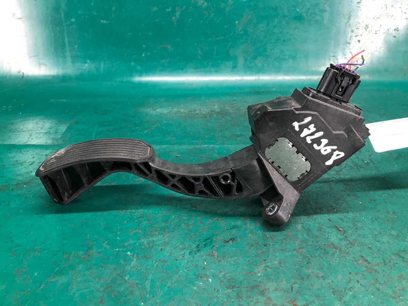 Педаль газа CAMRY 50 12-15 2013 2.5 2ARFXE