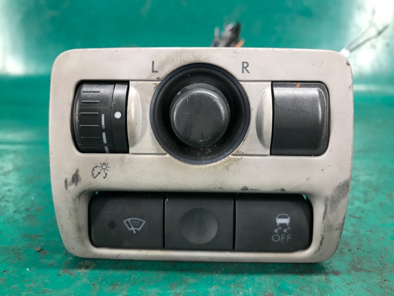 Блок кнопок торпедо SUBARU TRIBECA B10 07-13 2008 3.6 EZ36 83001AG33AMV Б/У
