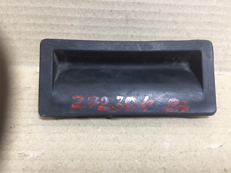 Кнопка открывания багажника внутренняя VOLKSWAGEN PASSAT B7 11-15 2012 CBTA 2.5L 5N0 827 566 Б/У