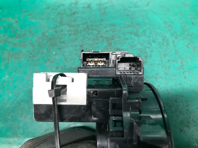 Шлейф Airbag PRIUS - 20 03-11