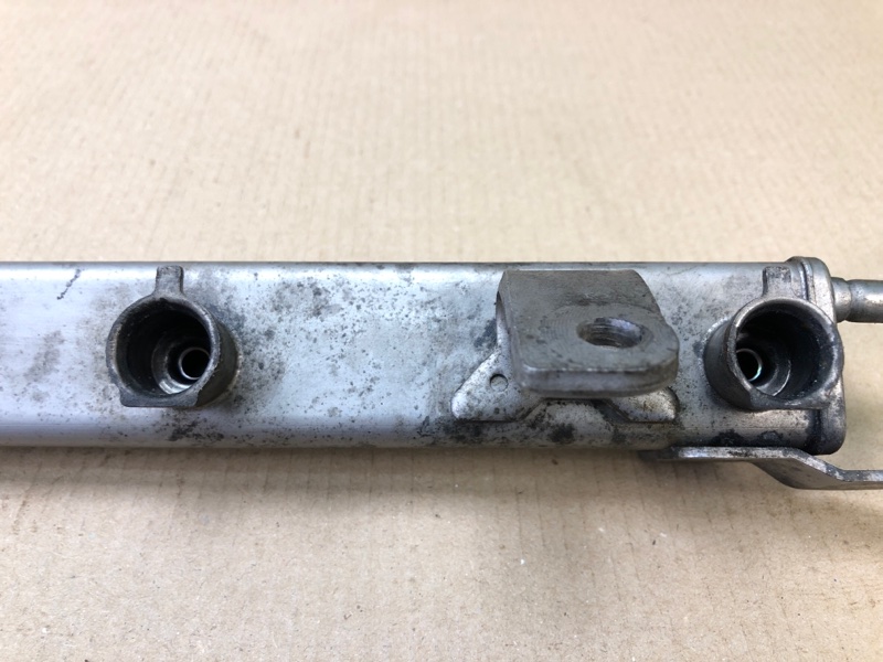 Топливная рейка X-TRAIL/ROGUE T32 13-20 2016 T32 2.5 QR25DE