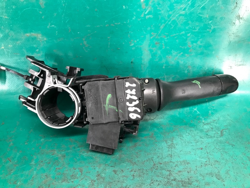 Подрулевой переключатель левый TOYOTA PRIUS - 20 03-11