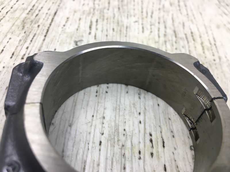 Шатун QX30 16-20 2017 Внедорожник 2.0 20PET