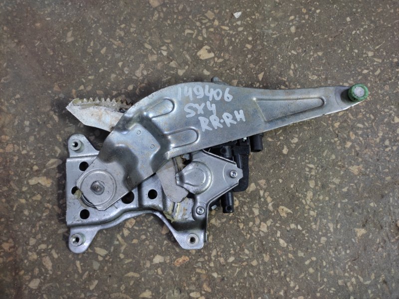 Запчасть стеклоподъемник задний правый SUZUKI SX4 06-13 2008 Хетчбек 2.0 83501-79J12 Б/У Стеклоподъемник задний правый SUZUKI SX4 06-13 2008 Хетчбек 2.0 83501-79J12 Б/У