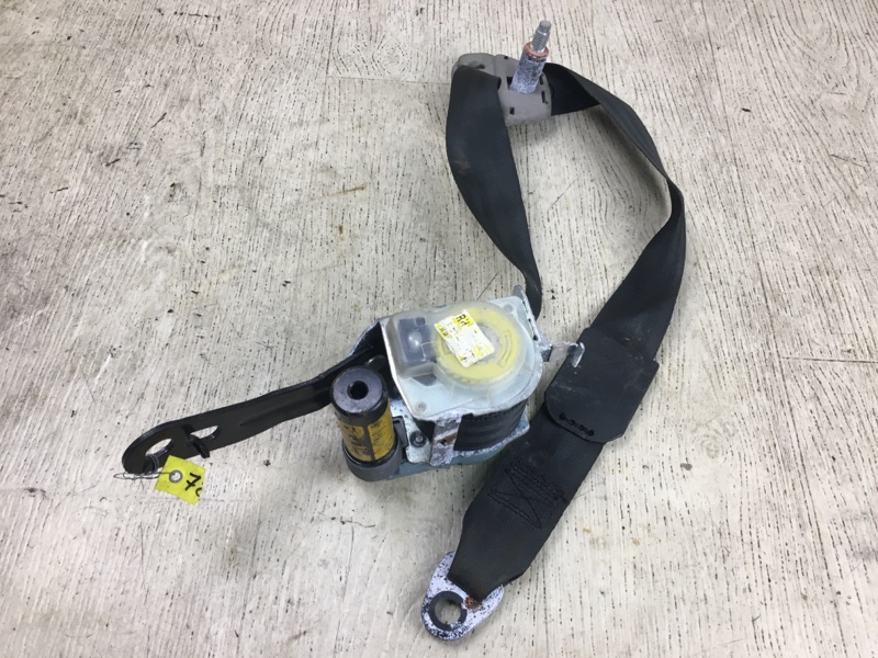 Ремень безопасности передний правый PICANTO SA 04-10