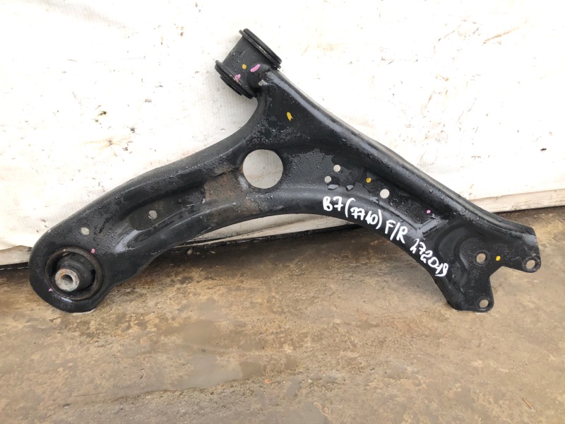 Запчасть рычаг передней подвески нижний правый VOLKSWAGEN PASSAT B7 11-15 2012 CBTA 2.5L 561 407 152 A Б/У Рычаг передней подвески нижний правый VOLKSWAGEN PASSAT B7 11-15 2012 CBTA 2.5L 561 407 152 A Б/У