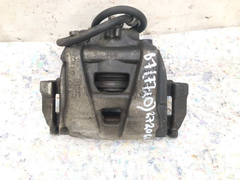 Суппорт тормозной передний правый VOLKSWAGEN PASSAT B7 11-15 2012 CBTA 2.5L 5N0 615 124 Б/У