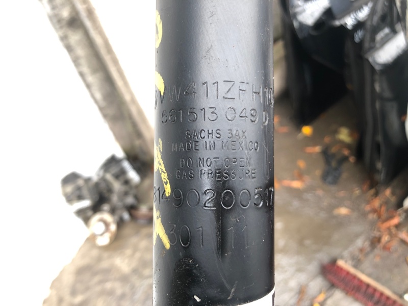 Амортизатор задний PASSAT B7 11-15 2012 CBTA 2.5L