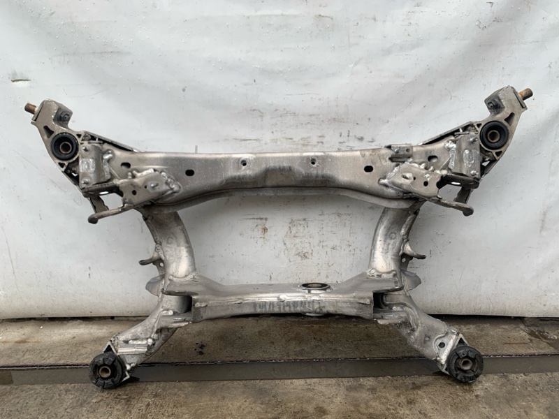 Балка задней подвески FX S50 03-08 2004 3.5 VQ35DE