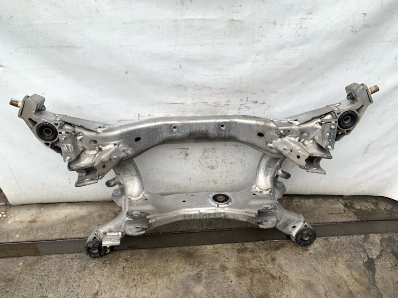 Балка задней подвески FX S50 03-08 2004 3.5 VQ35DE