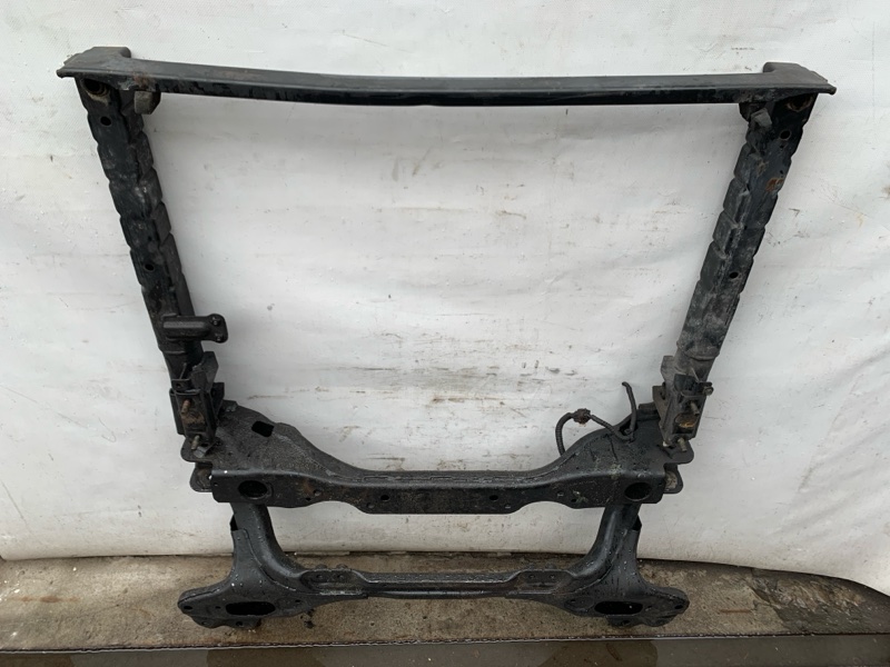 Балка передней подвески M35/M45 04-10 2004 3.5 VQ35DE