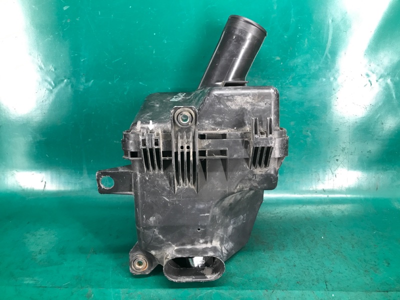 Корпус воздушного фильтра MITSUBISHI ECLIPSE 05-08 2006 COUPE 2.4 MN180007 Б/У