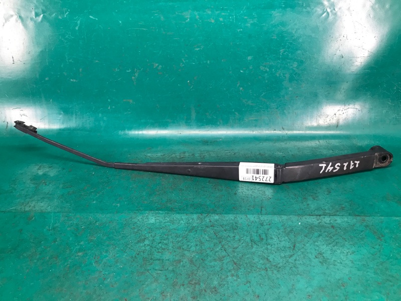 Поводок стеклоочистителя передний правый NISSAN LEAF 10-17 2012 28886-3NA0A Б/У