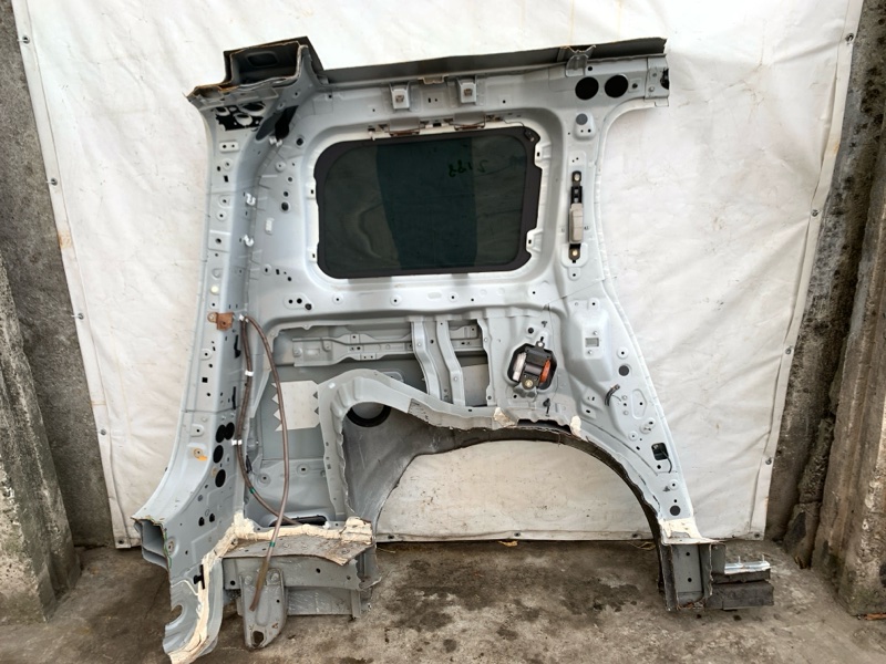 Четверть кузова задняя левый QUEST S 11-17 2014 Минивен E52 3.5