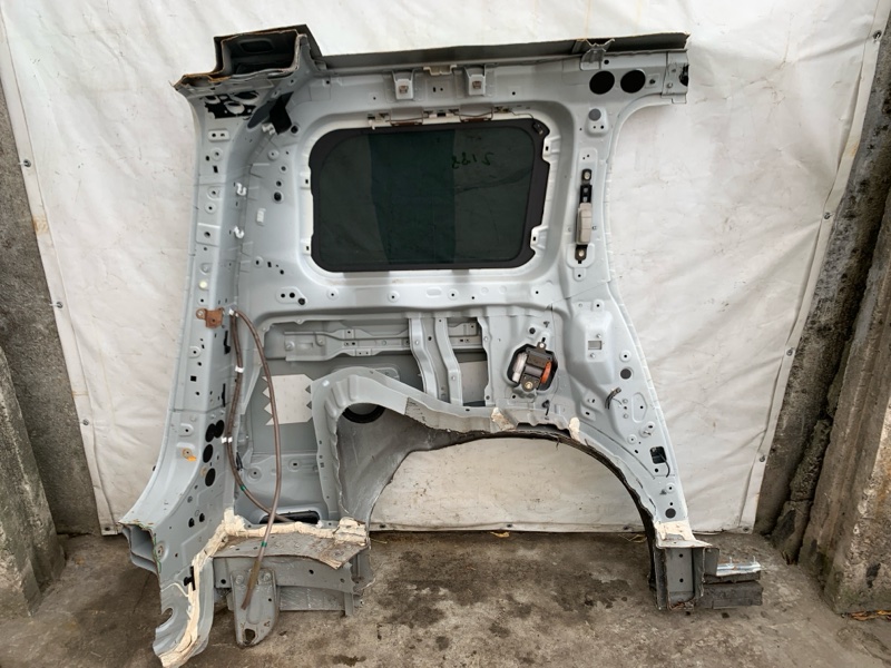 Четверть кузова задняя левый QUEST S 11-17 2014 Минивен E52 3.5