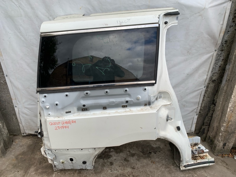 Четверть кузова задняя задний правый QUEST S 11-17 2014 Минивен E52 3.5
