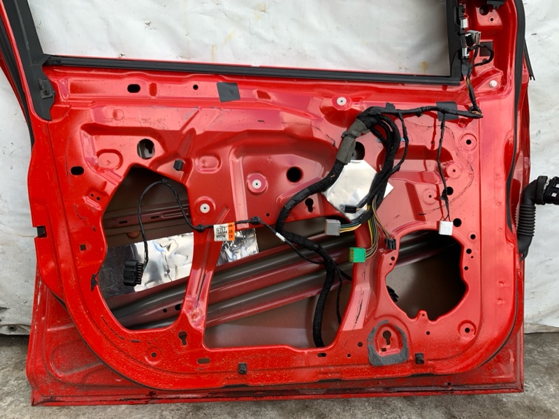 Дверь передняя левая FOCUS 10-18 MK3