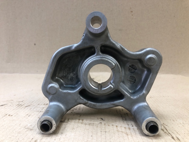 Кронштейн ТНВД KIA SORENTO UM 14- 2015 UM 2.4 G4KJ 22140-2GGA0 Б/У