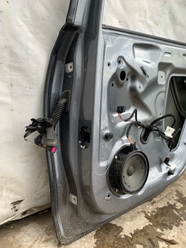 Дверь задняя правая PASSAT B7 11-15 2012 CBTA 2.5L