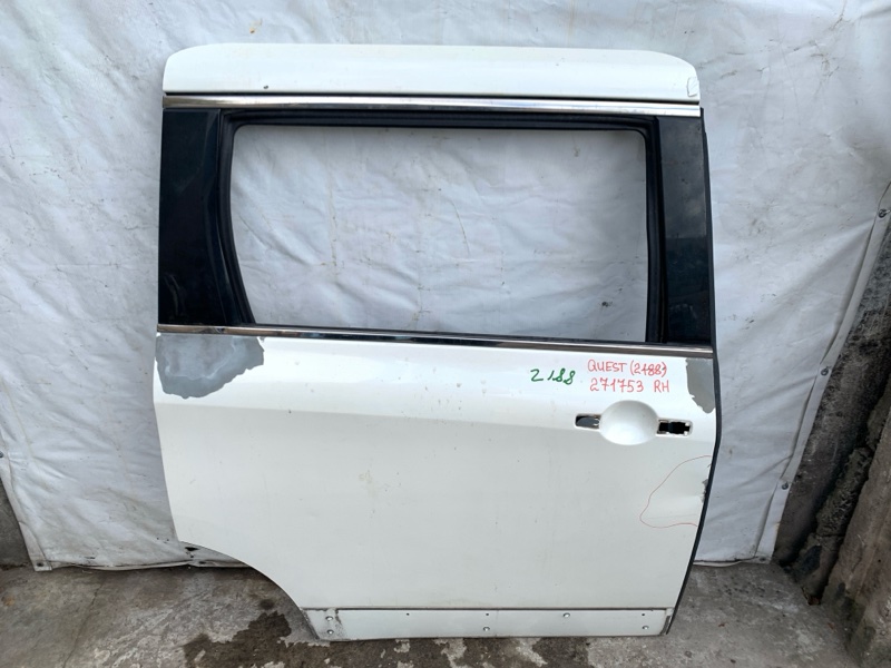 Дверь боковая сдвижная правая QUEST S 11-17 2014 Минивен E52 3.5