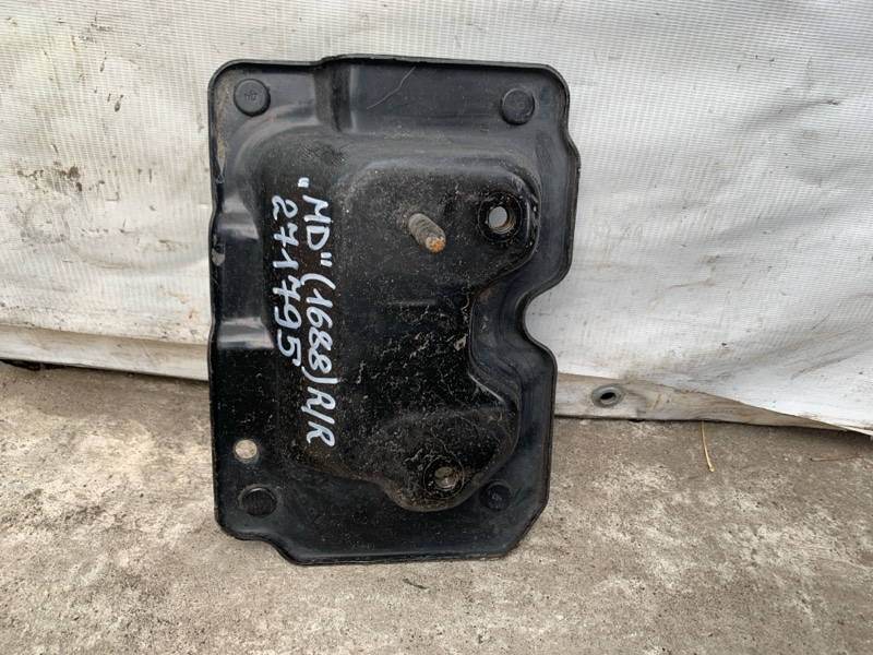 Кронштейн усилителя заднего бампера правый HYUNDAI ELANTRA MD 10-15 2013 1.8 G4NB 86642-3Y000 Б/У