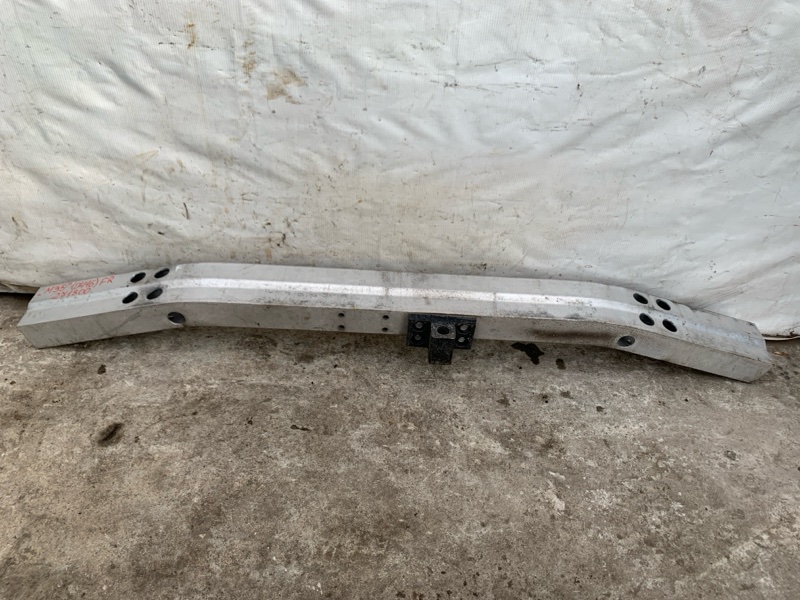 Усилитель переднего бампера M35/M45 04-10 2004 3.5 VQ35DE