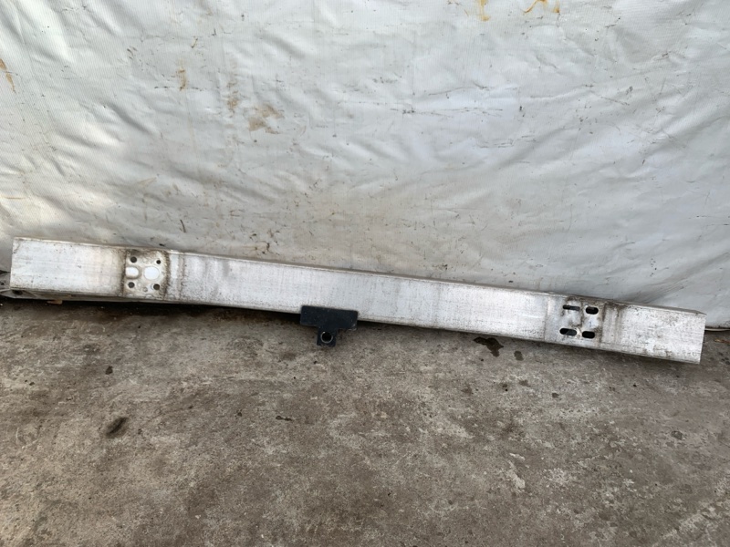 Усилитель переднего бампера INFINITI M35/M45 04-10 3.5 VQ35DE