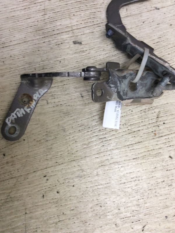 Петля крышки багажника PATHFINDER R52 12-21 2014 R52 3.5 VQ35DE