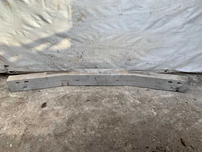 Усилитель заднего бампера INFINITI M35/M45 04-10 3.5 VQ35DE