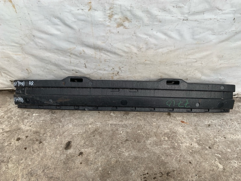 Наполнитель бампера задний VOLKSWAGEN PASSAT B7 11-15 2012 CBTA 2.5L 561 807 251 Б/У