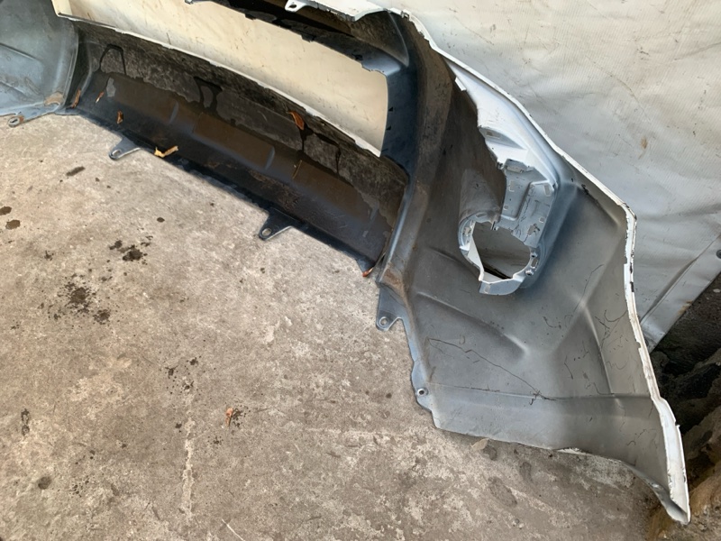 Бампер передний 4RUNNER 10-16