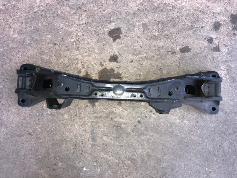 Балка передней подвески LEXUS SC430 01-10 2001 COUPE 4.3 3UZFE 51201-30110 Б/У