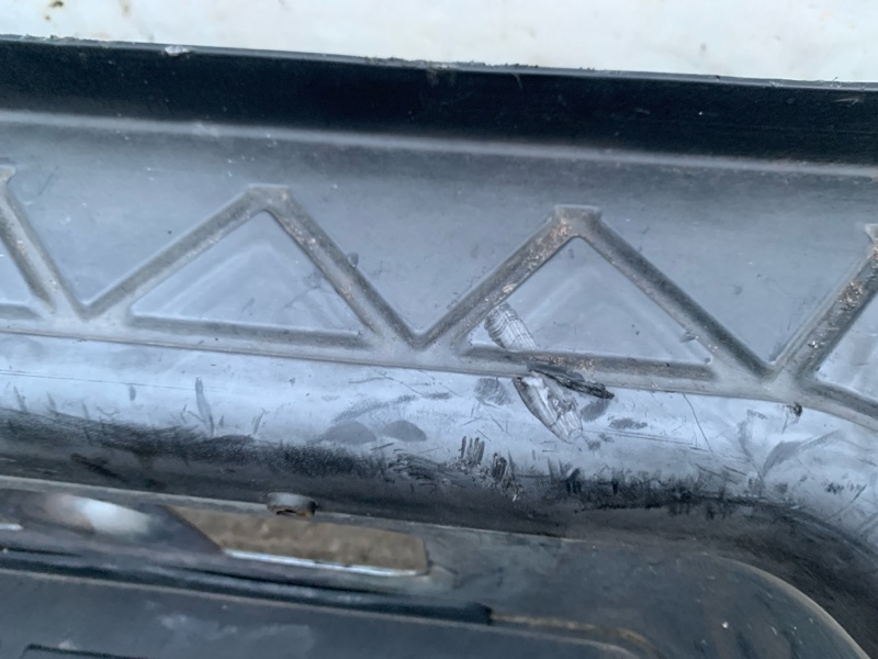 Бампер задний QX56 / TITAN / ARMADA 04-16